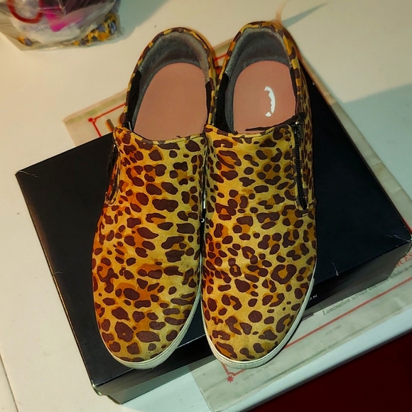 Sz 10 M Dr Scholl's leopard print sneakers boots - Picture 1 of 6